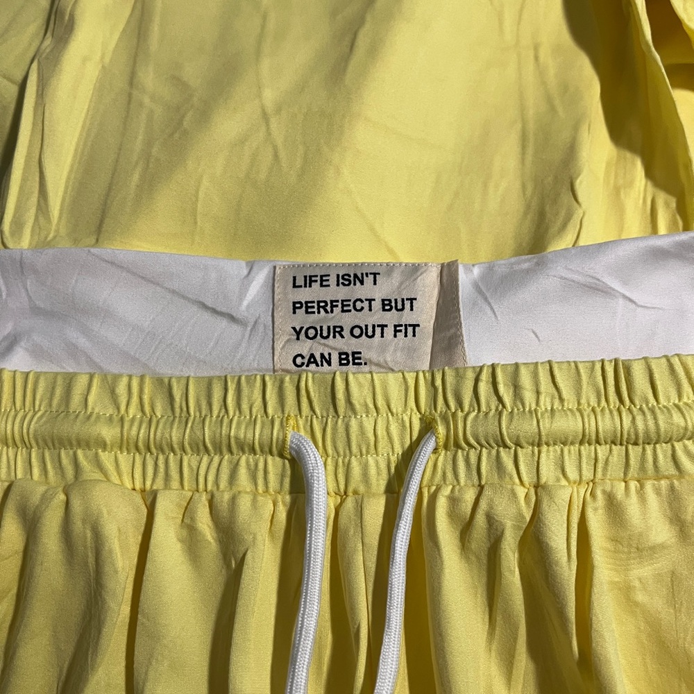Sunny Yellow Wide Leg Pants - Picture 4 of 5